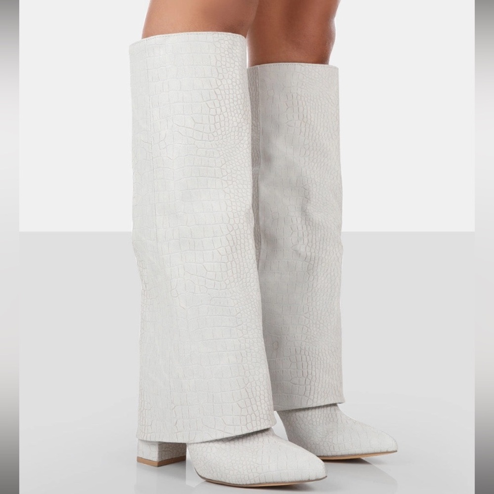 Public Desire Zendaya Foldover Croc Boot
🚨REMOVING SOON🚨